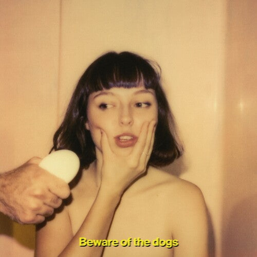 Stella Donnelly: Beware Of The Dogs / RECORD