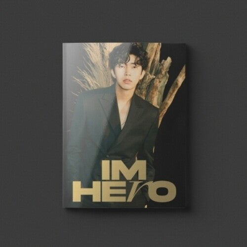 Lim Young Woong: Im Hero - Photo Book Version - incl. Photobook, Message Card, Poster, Postcard, Photocard + Sticker - CD