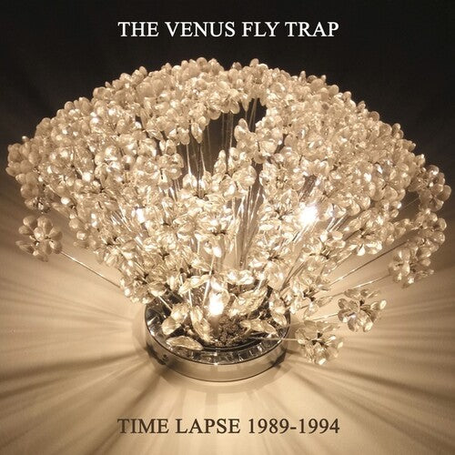 Venus Fly Trap: Time Lapse  { CD }